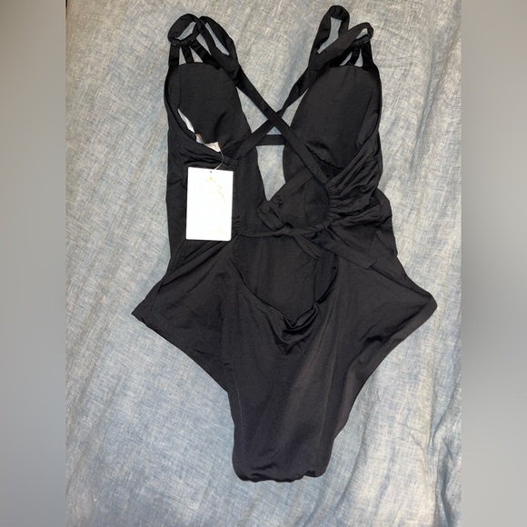 BECCA by Rebecca Virtue Code Skylar Plunge One Piece Swimsuit - NWT Size… - Picture 7 of 7